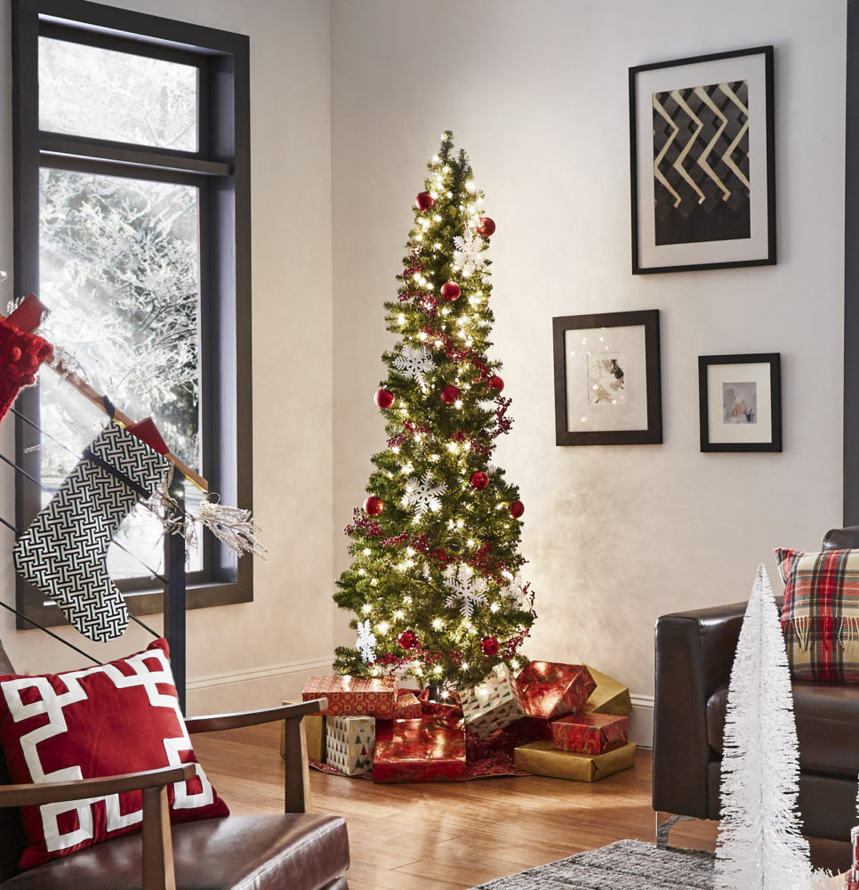 view of Christmas tree iNSPIRE Q modern holiday loft