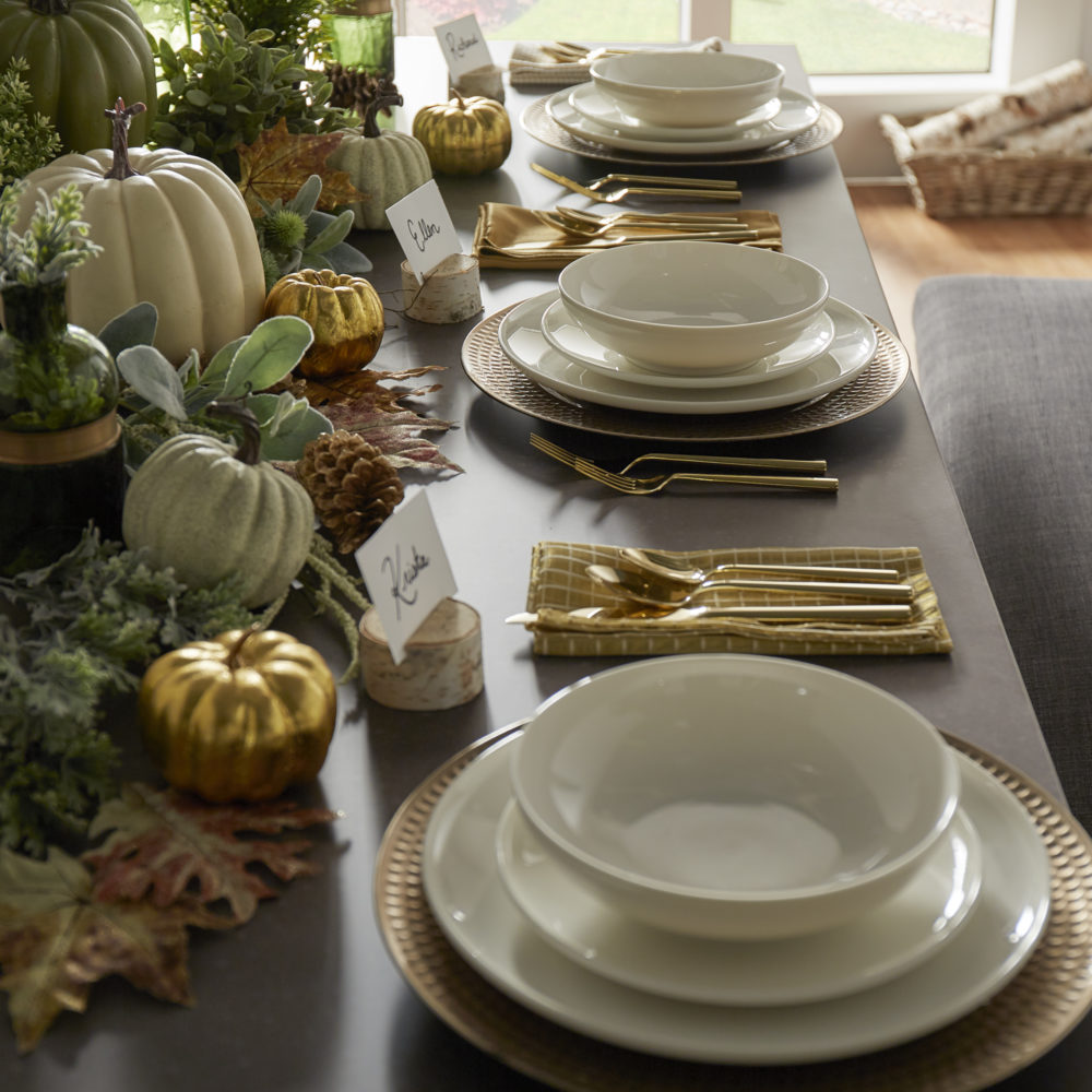 Natural Thanksgiving Tablescape